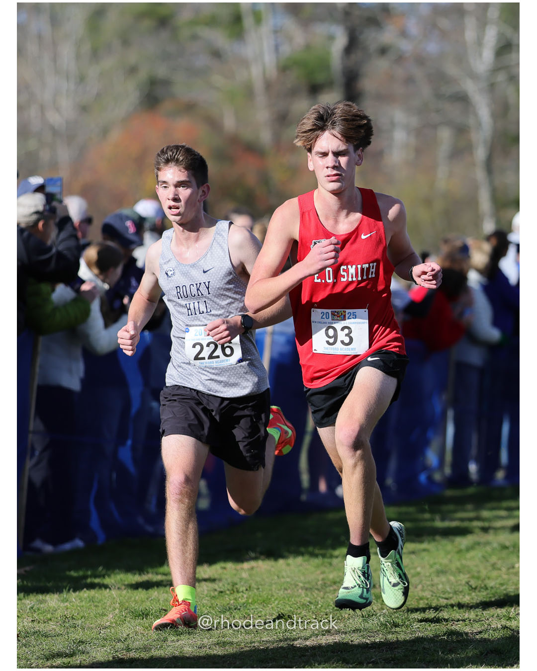 Gabe White, E.O. Smith High School, P87, 17:51.73 - New England Cross Country State Championship - Thetford Vt - November 8, 2025 File: ./dir-2-Boys-Championship/251108-2025-New England-Cross-Country-Championships-Thetford-VT-649-296A1301.jpg Gabe White, E.O. Smith High School, P87, 17:51.73 - New England Cross Country State Championship - Thetford Vt - November 8, 2025 – 2025 Ne…